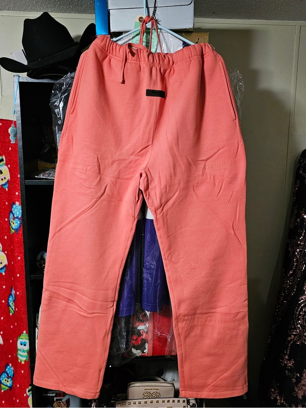 Fear of God ESSENTIALS Coral Sweatpants